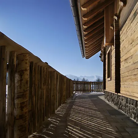 Alpenchalets Weissenbacher-fuchsbau * タムスヴェーク